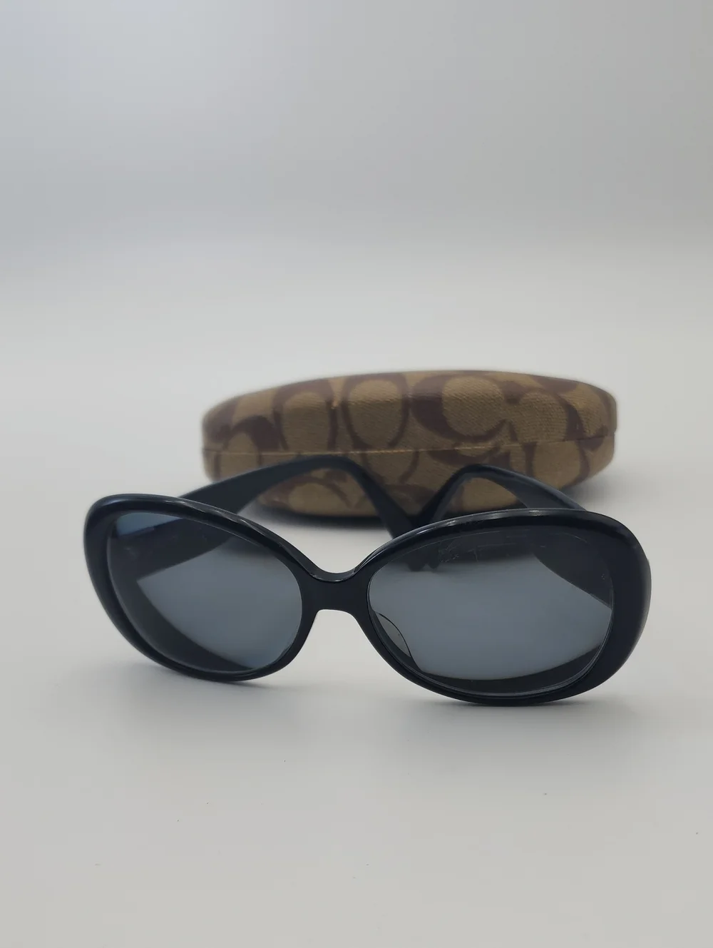 COACH S2026 Black Oval Sunglasses Women With Monogram Hard sunglasses Case